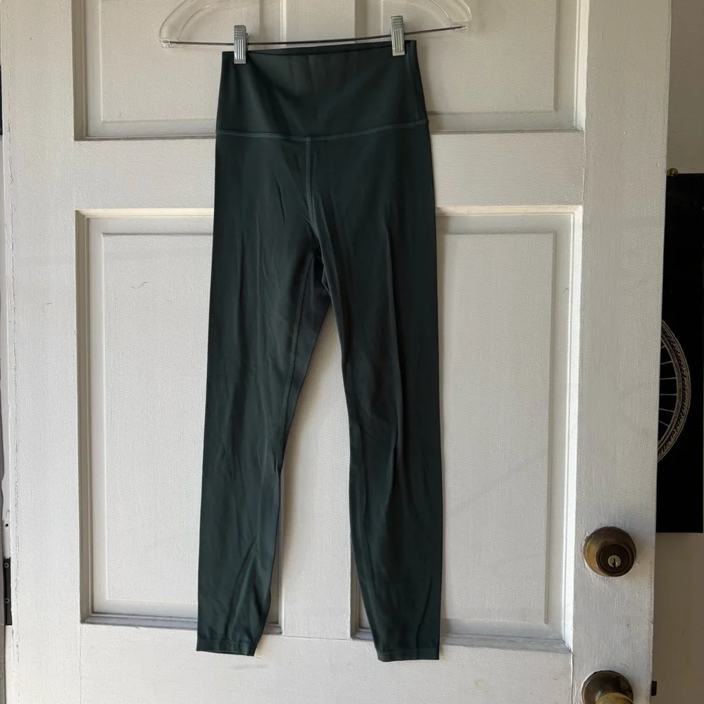 All in Motion Ultra High Rise 7/8 Leggings in Dark Green target xs